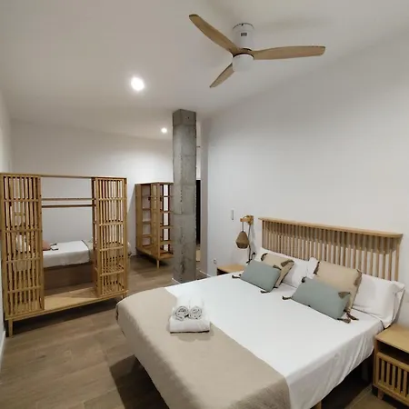 아파트 Travel Habitat Mediterranean *