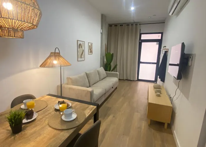 Travel Habitat Mediterranean דירה *