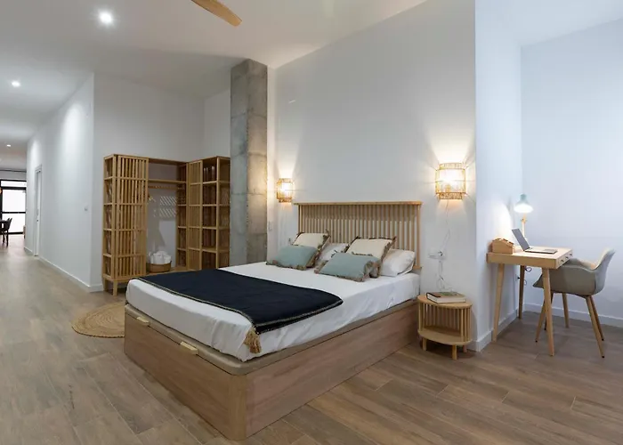 Travel Habitat Mediterranean ולנסיה